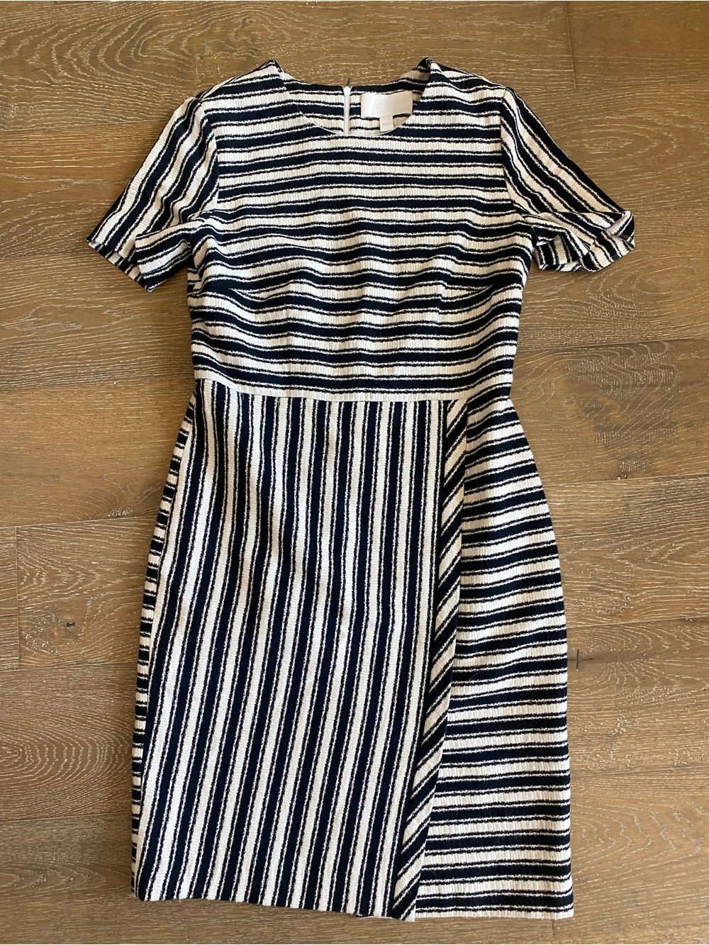 New Hugo Boss Textured Striped Wrap
Black White Career Work Shift Pencil Dress 6